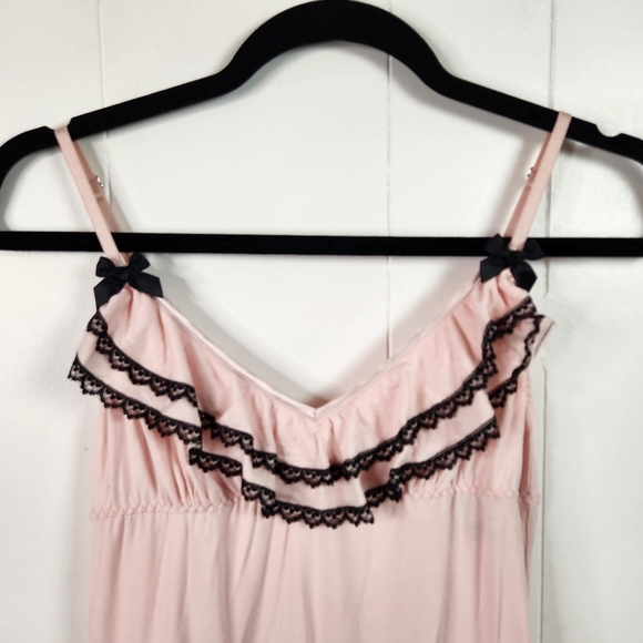 Victoria's Secret Babydoll Romper PJs Pink Ruffles Size Medium New NWT Lingerie - Picture 2 of 6
